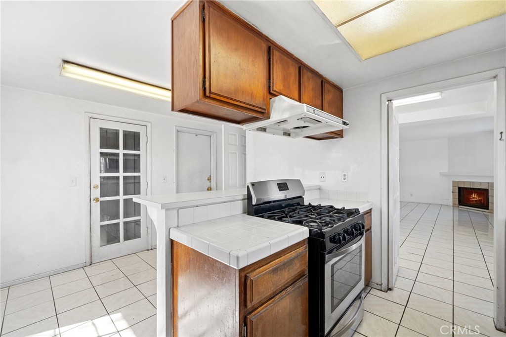 540 E 219th