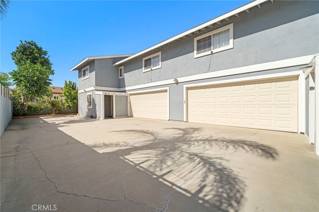 540 E 219th
