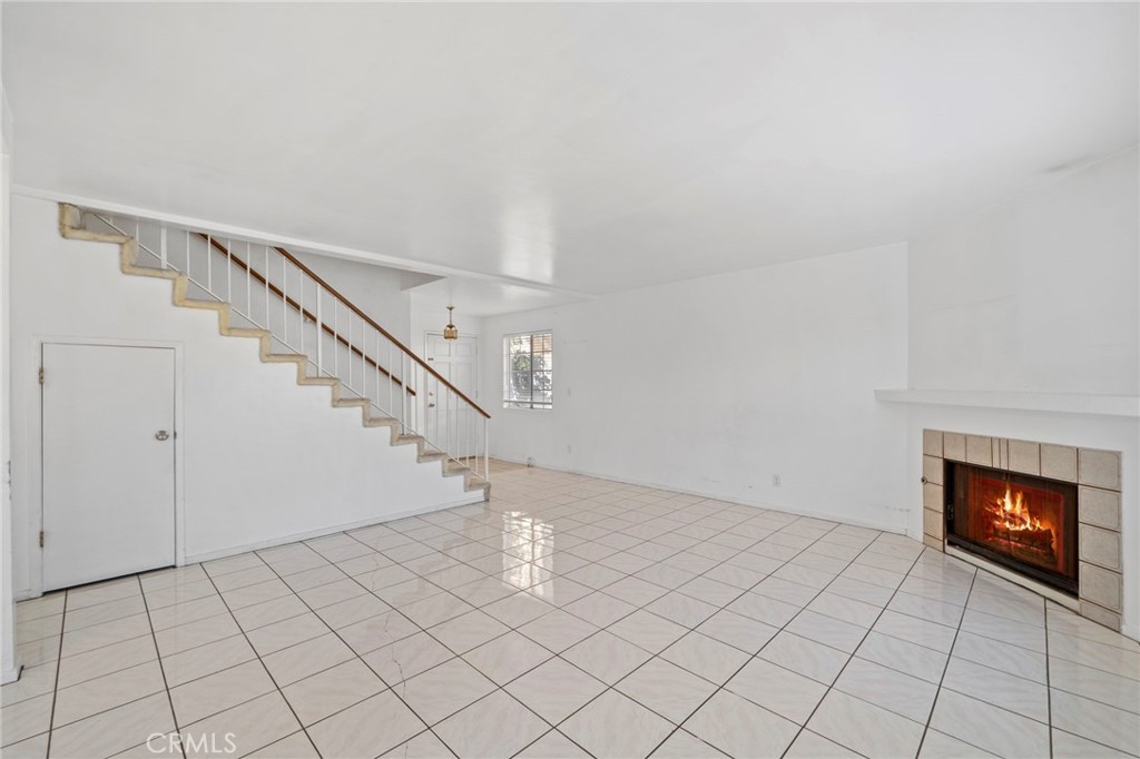 540 E 219th