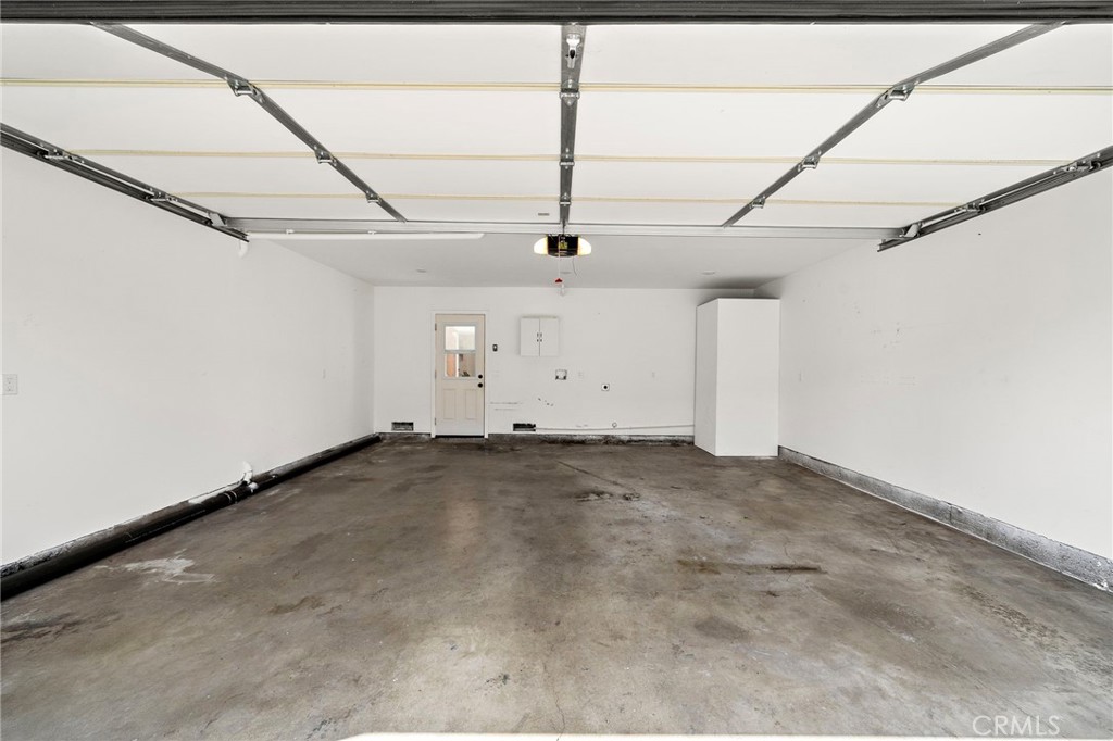 4902 Pearce