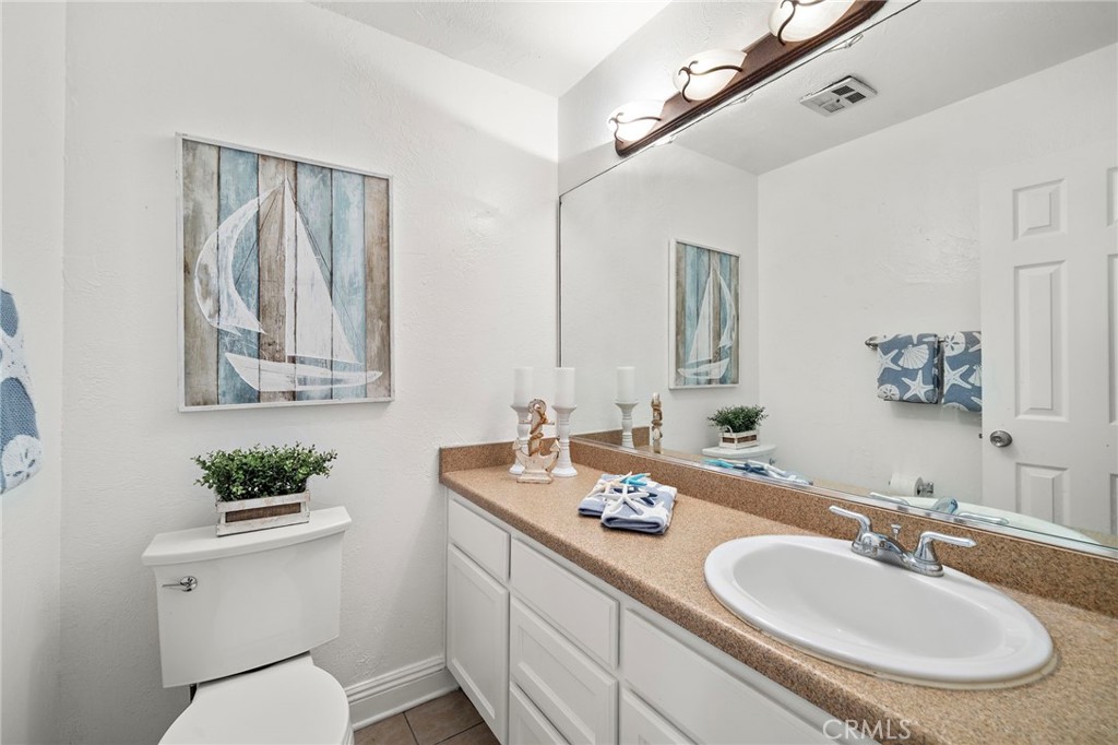 4902 Pearce