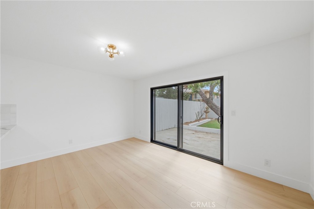 32112 Via De Olivia