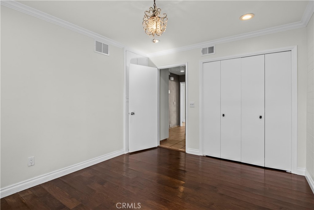2424 University