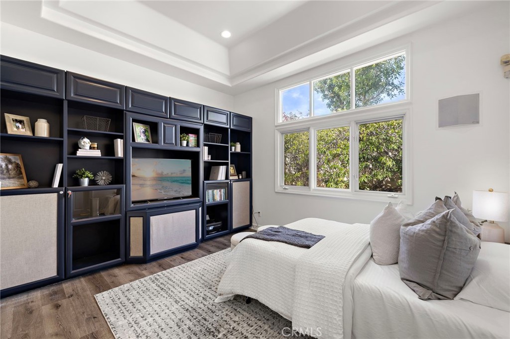 1582 White Alder