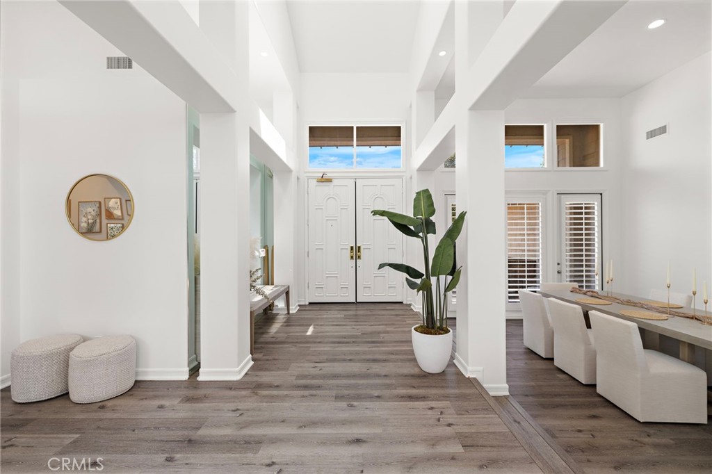 1582 White Alder