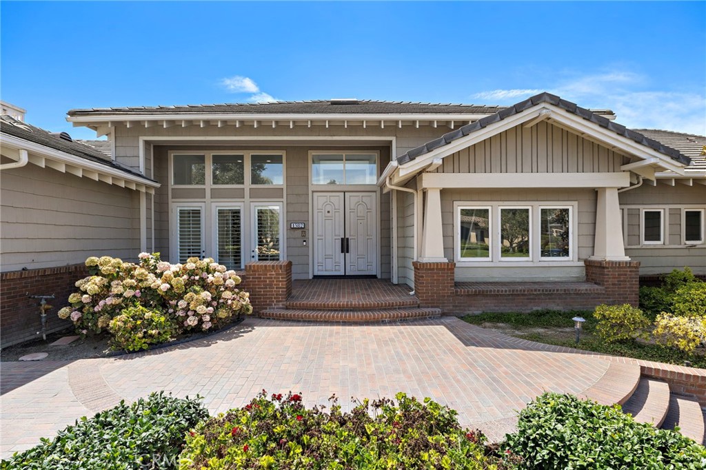 1582 White Alder