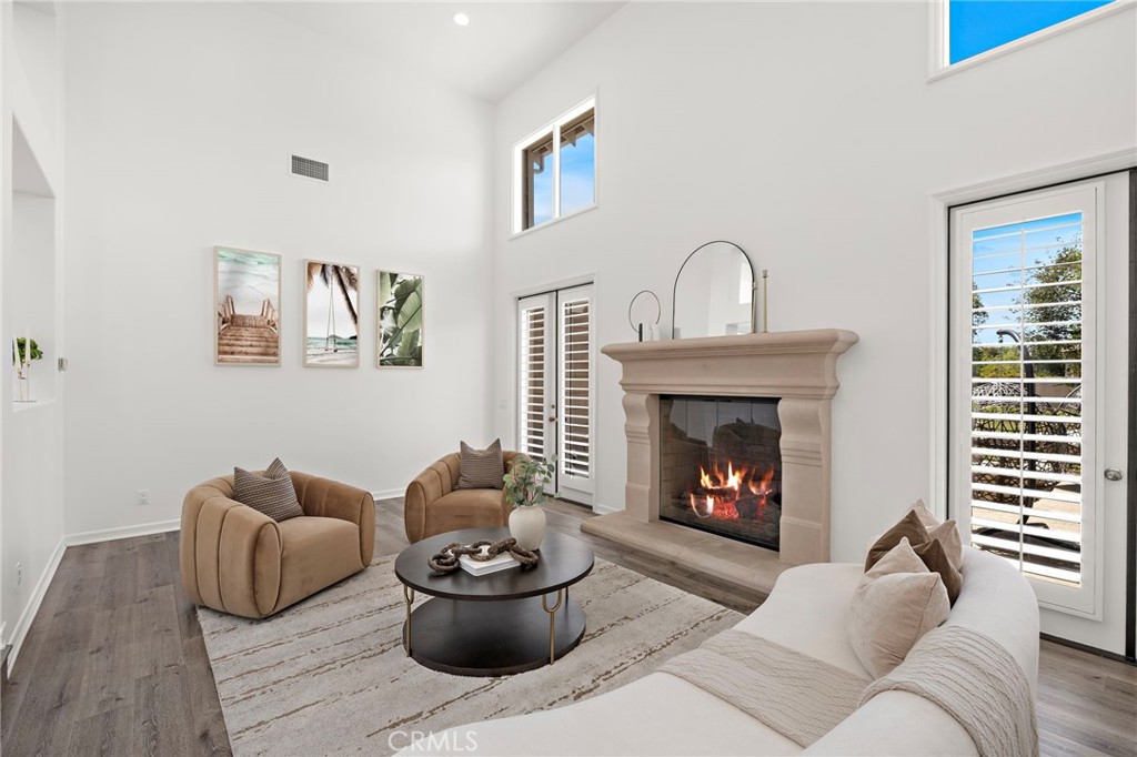 1582 White Alder