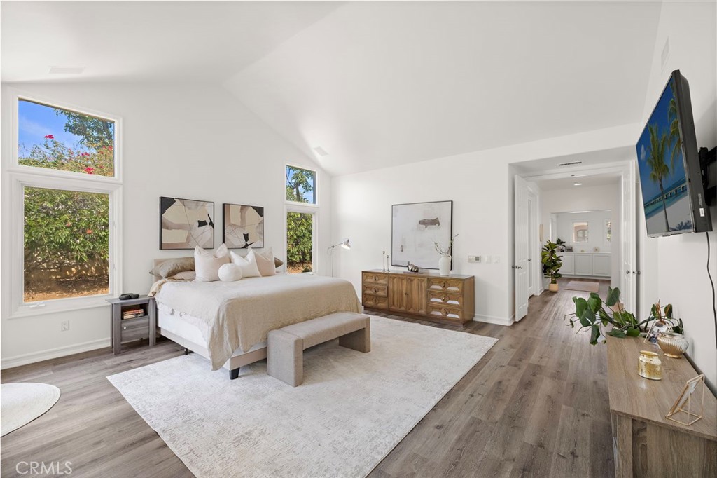 1582 White Alder