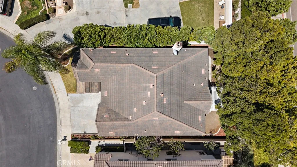 7405 Paloma Drive