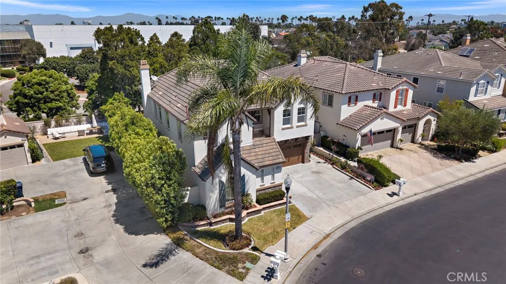 7405 Paloma Drive