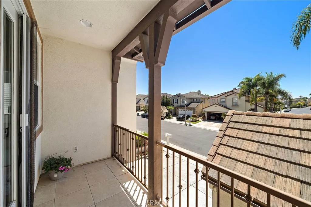 7405 Paloma Drive