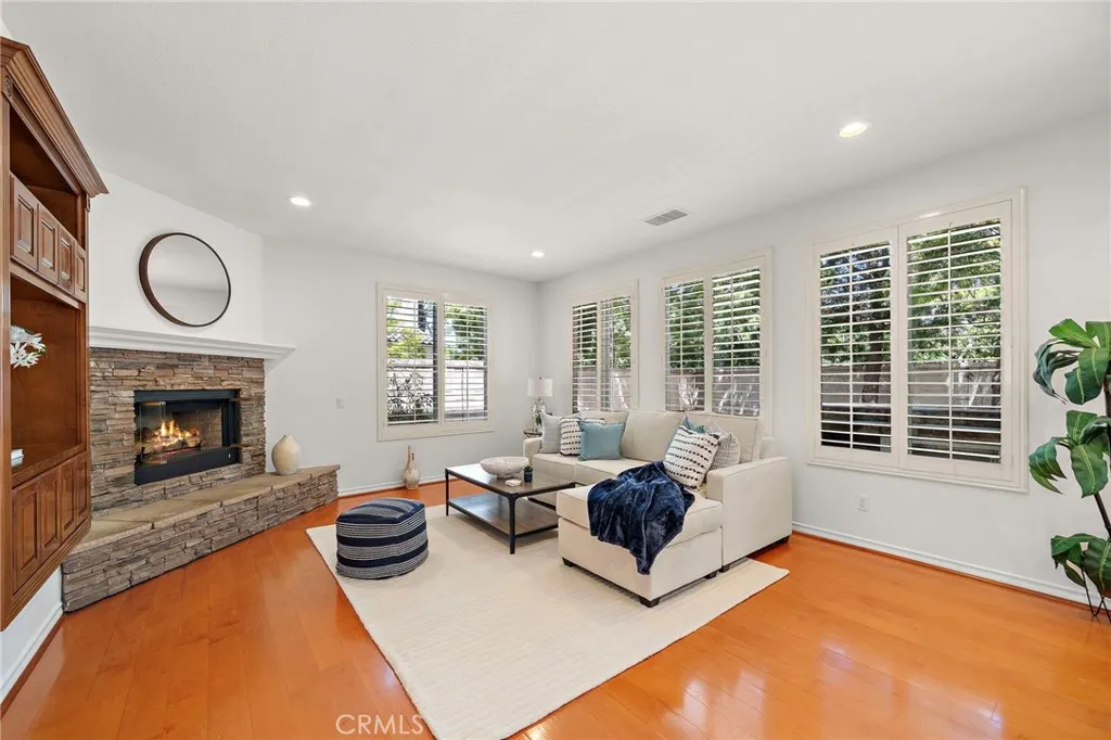 7405 Paloma Drive