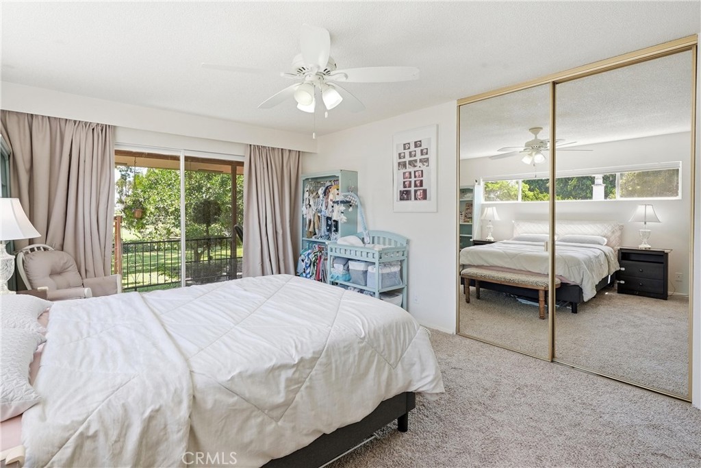 11525 Sunnybrook Lane