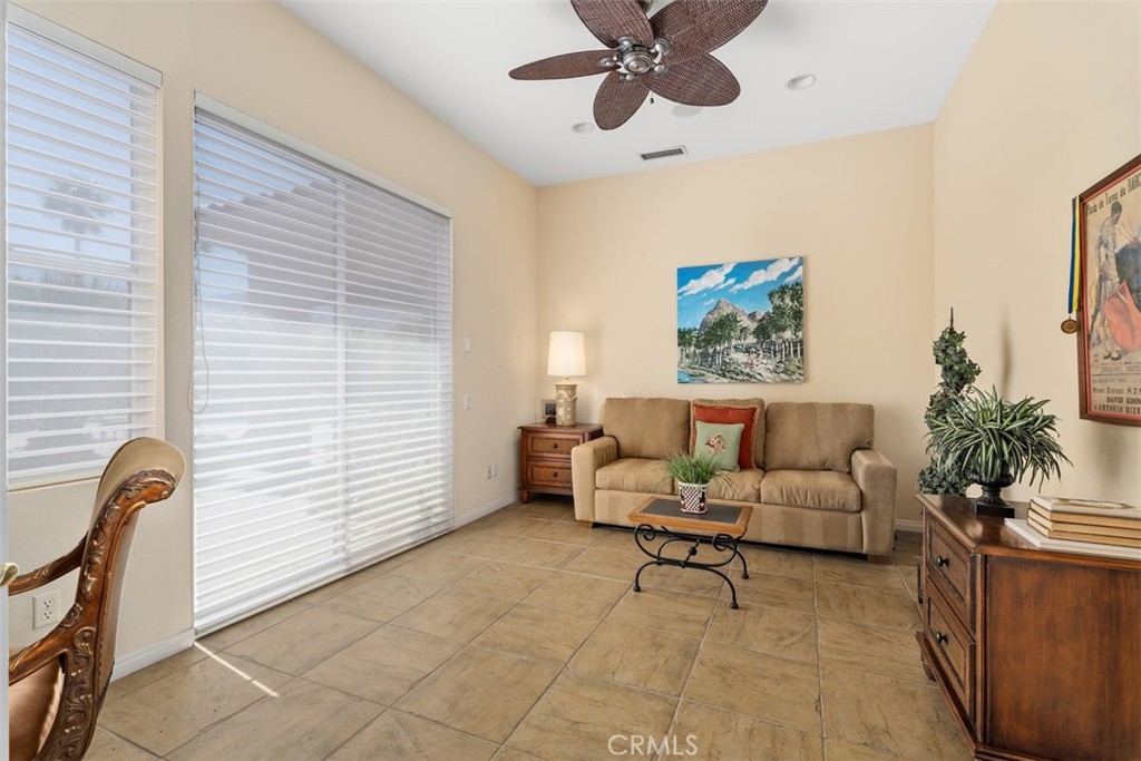 1228 Verdugo