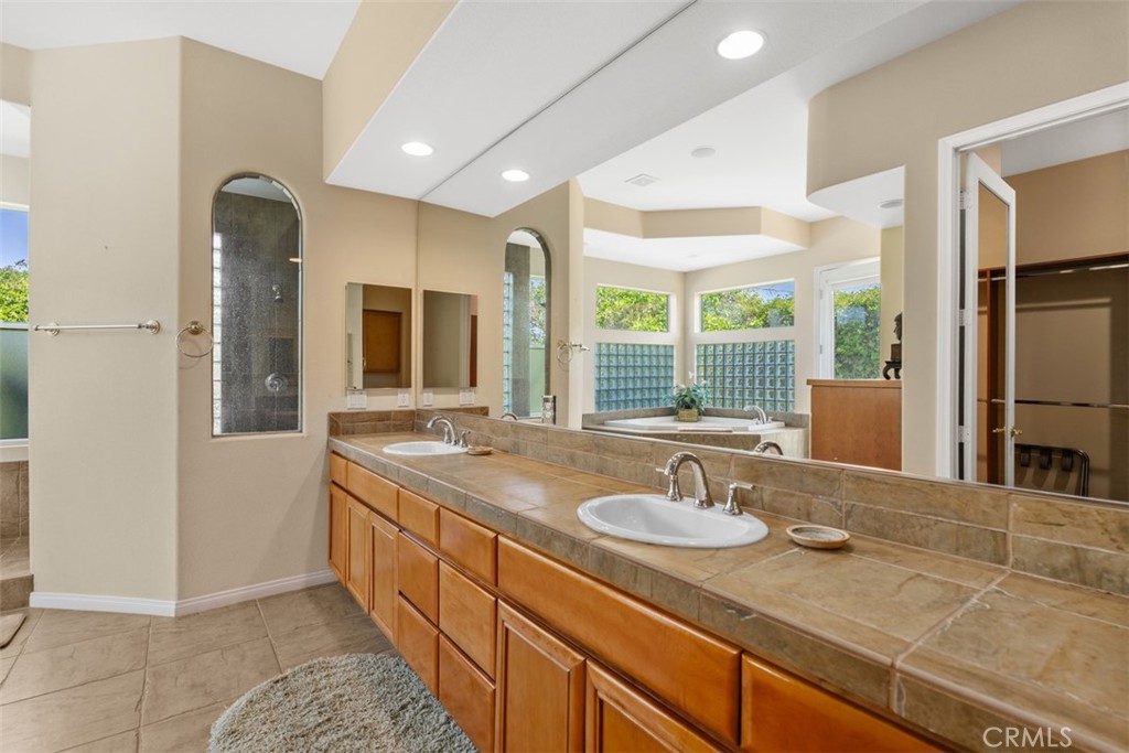 1228 Verdugo