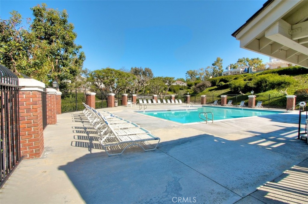 22 Campton Place