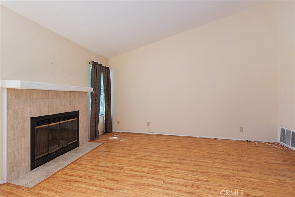 22 Campton Place