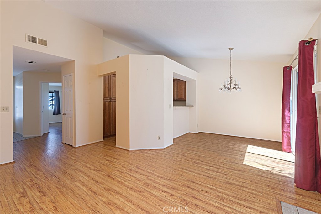 22 Campton Place