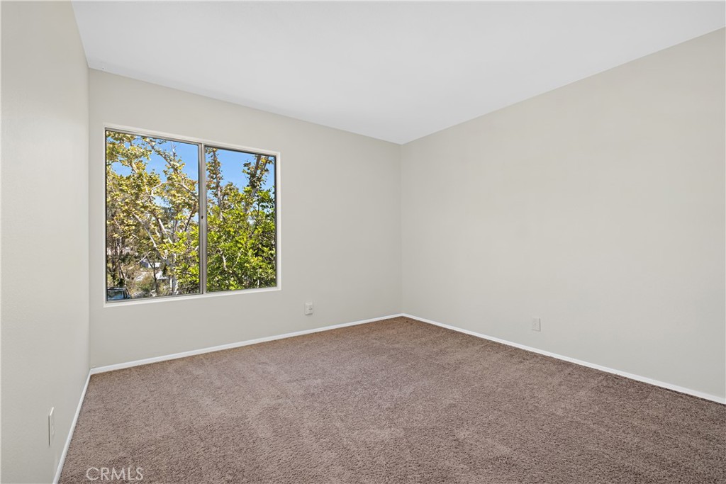 10 Birchwood