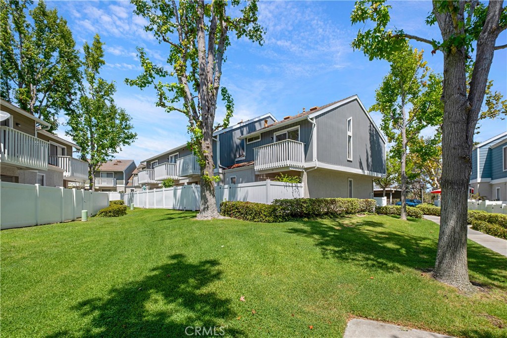 10 Birchwood