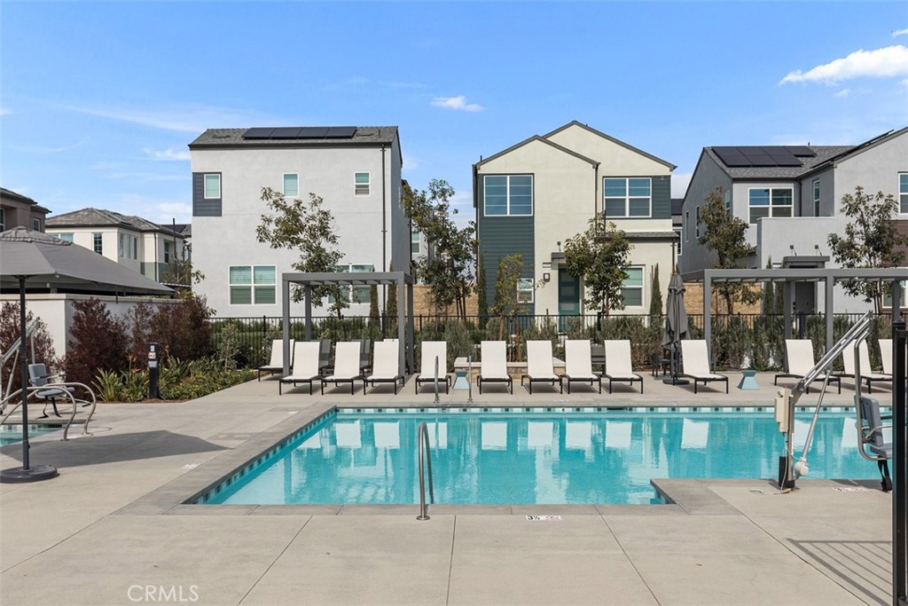 4448 Forsyth Paseo