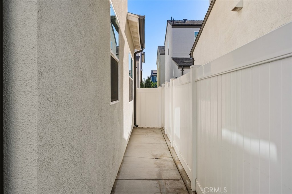 4448 Forsyth Paseo
