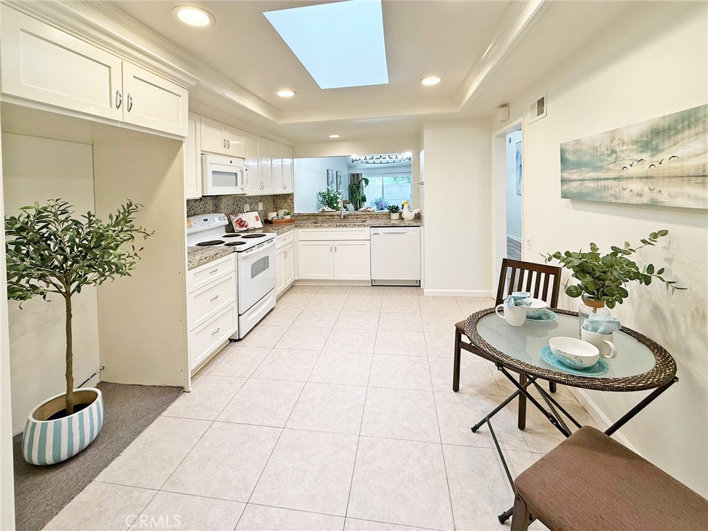 19886 Waterview Lane