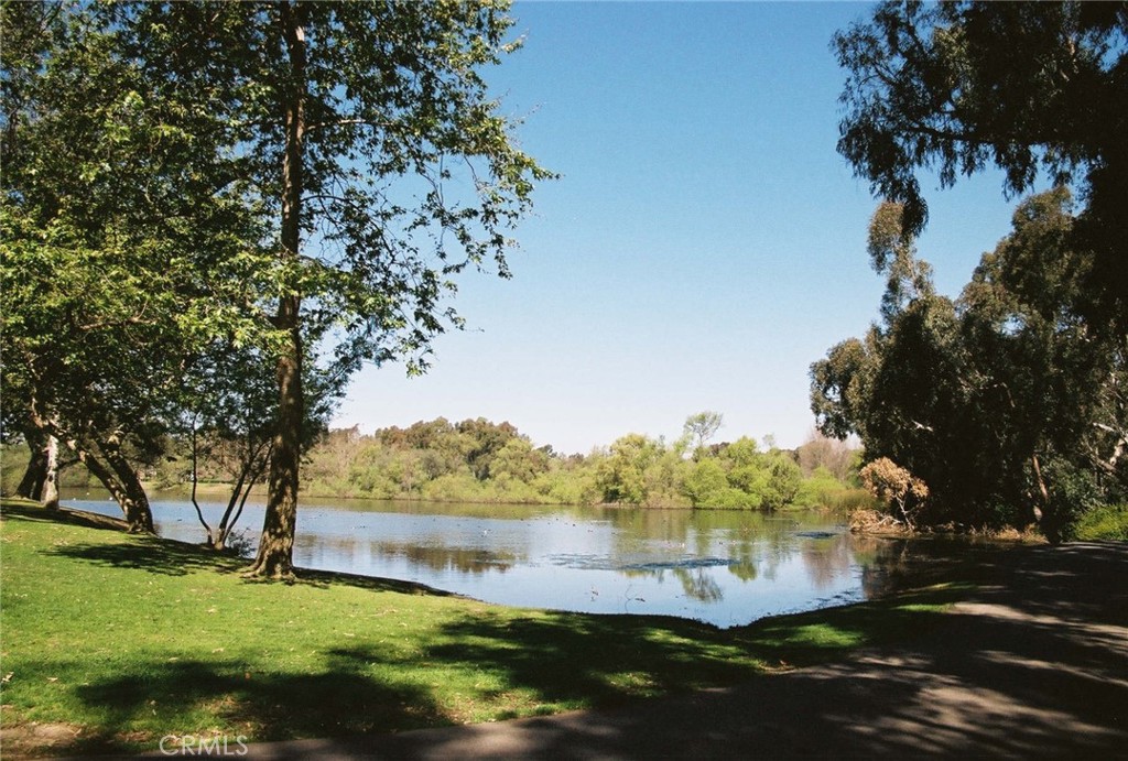 19886 Waterview Lane