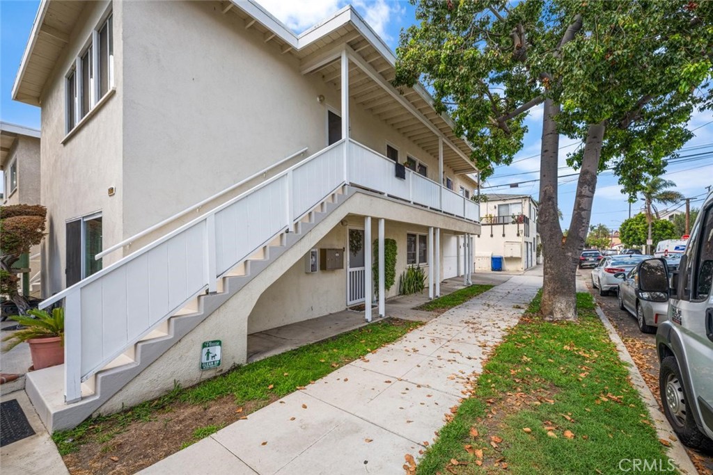 75 Glendora