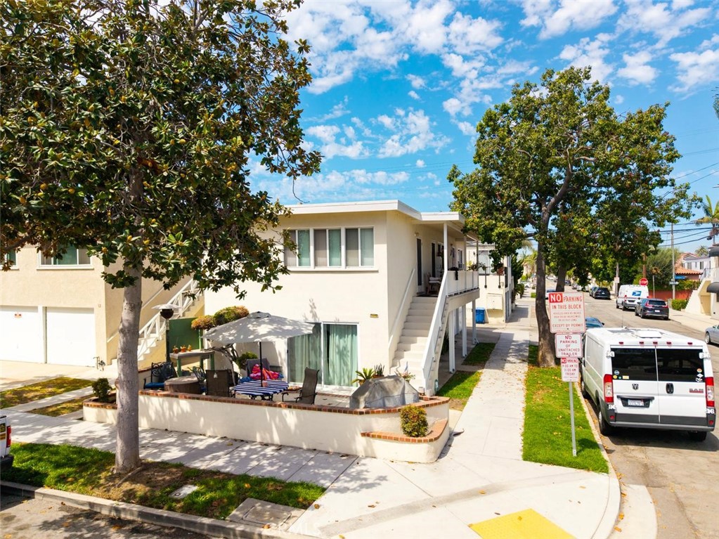 75 Glendora