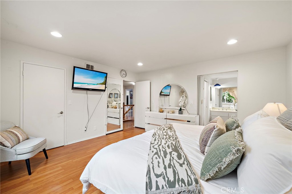 15751 Cromwell Circle