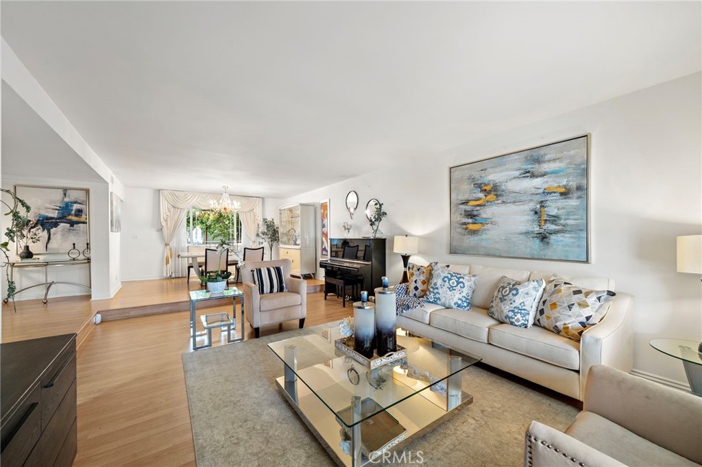 15751 Cromwell Circle