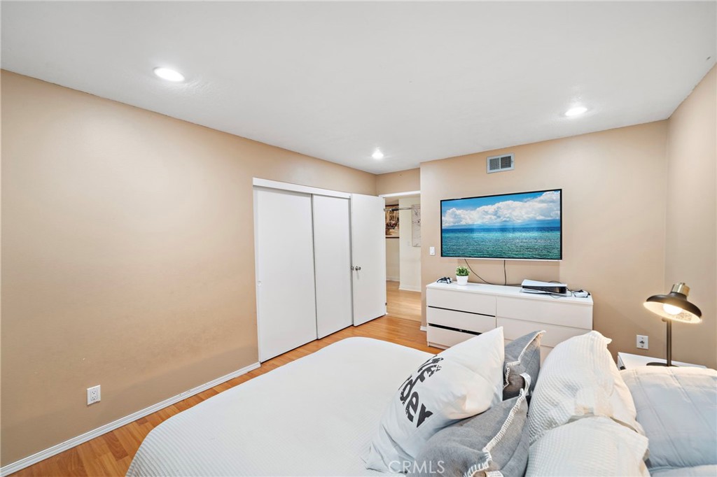 15751 Cromwell Circle
