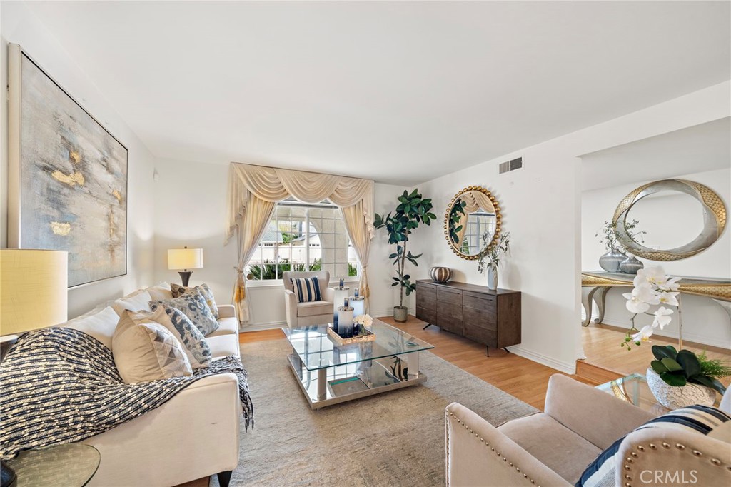 15751 Cromwell Circle