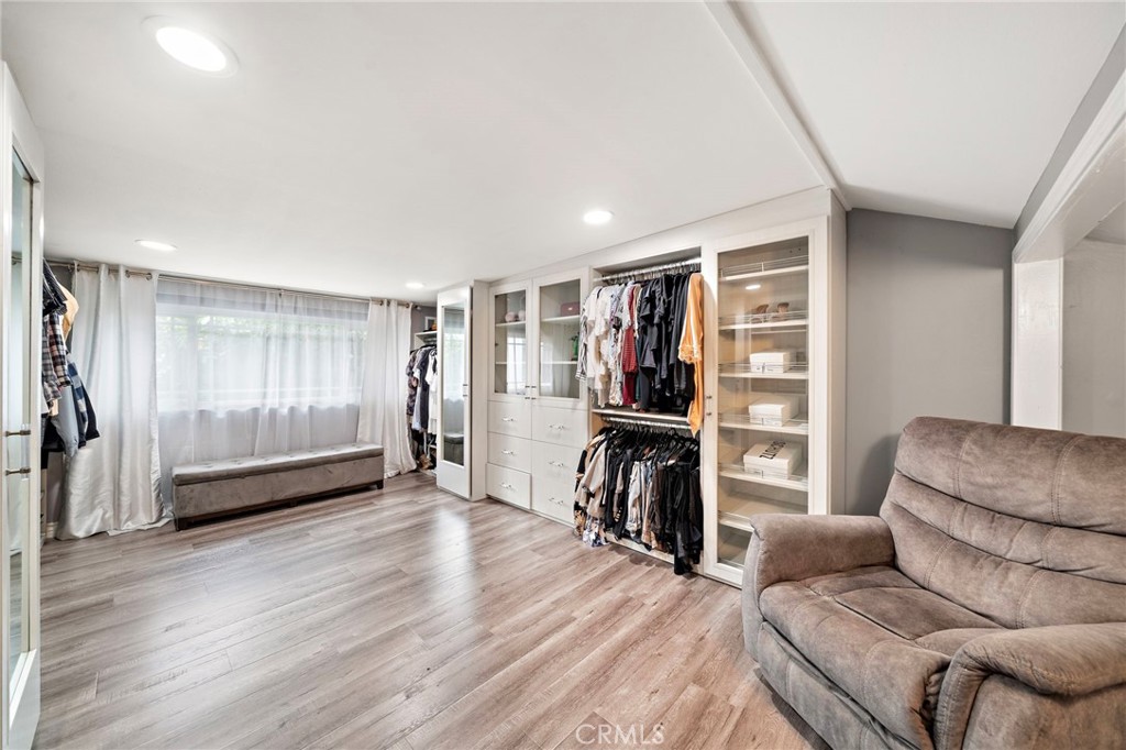 15751 Cromwell Circle