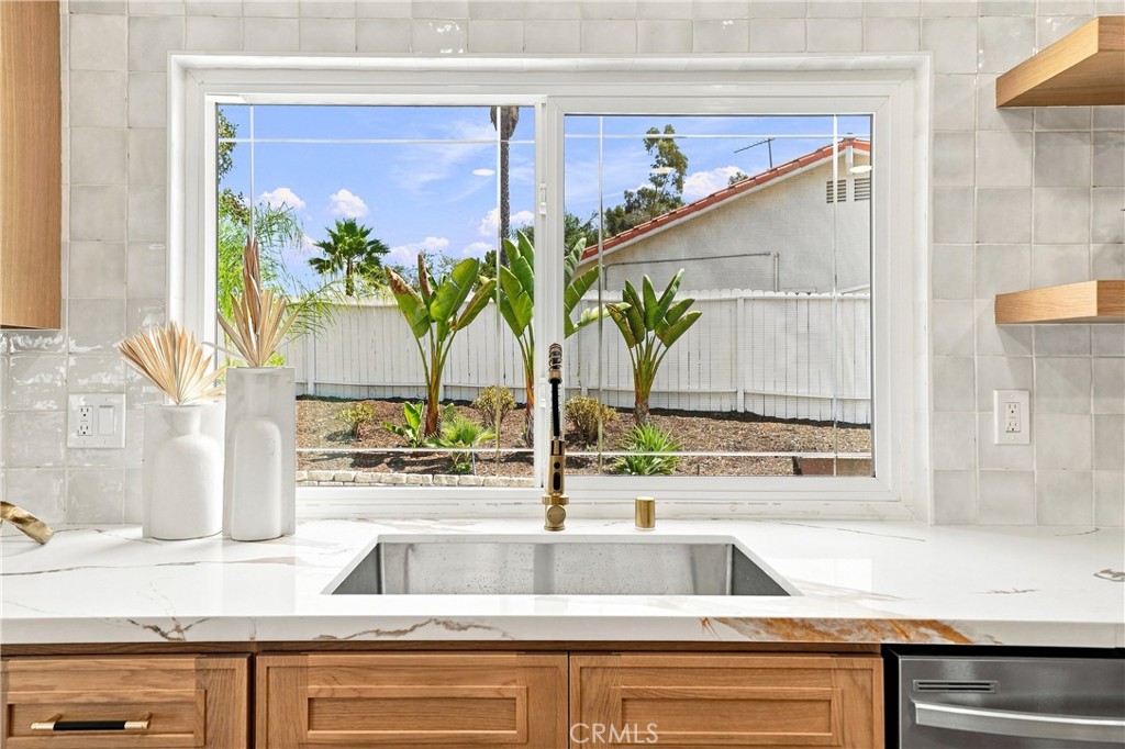26631 El Mar Drive
