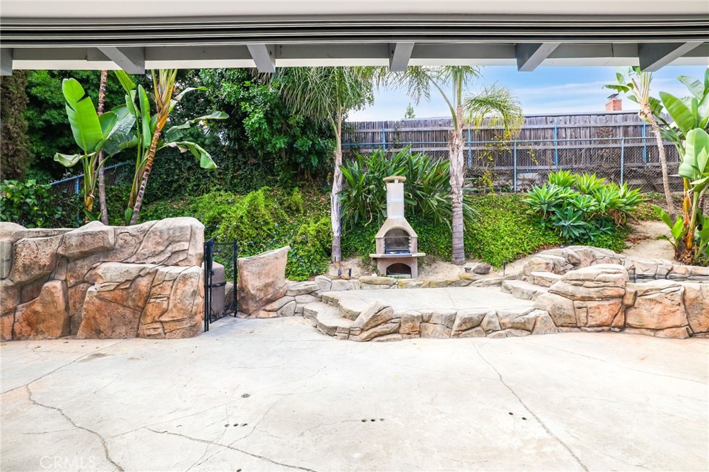 25221 Tasman Rd