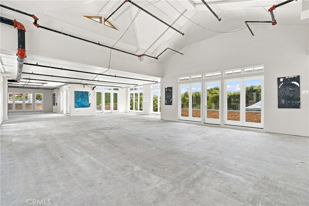 1369 N Coast Highway