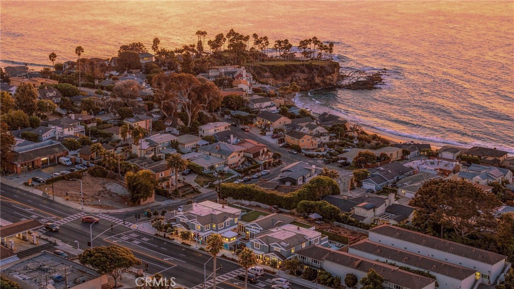 1369 N Coast Highway