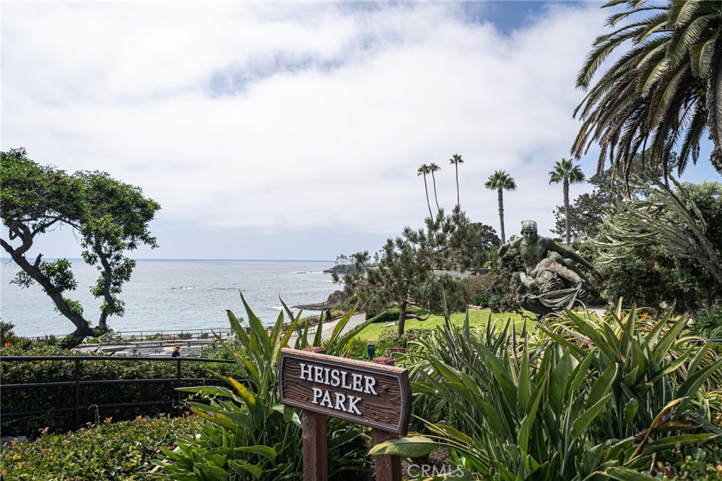1369 N Coast Highway