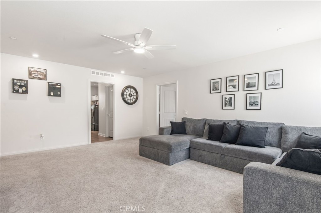 1757 Rose Lane