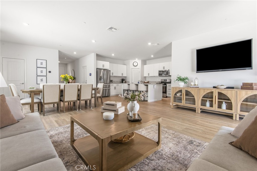 1757 Rose Lane