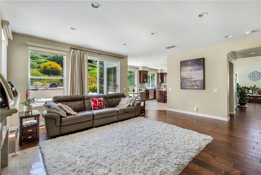 19352 Jasper Hill
