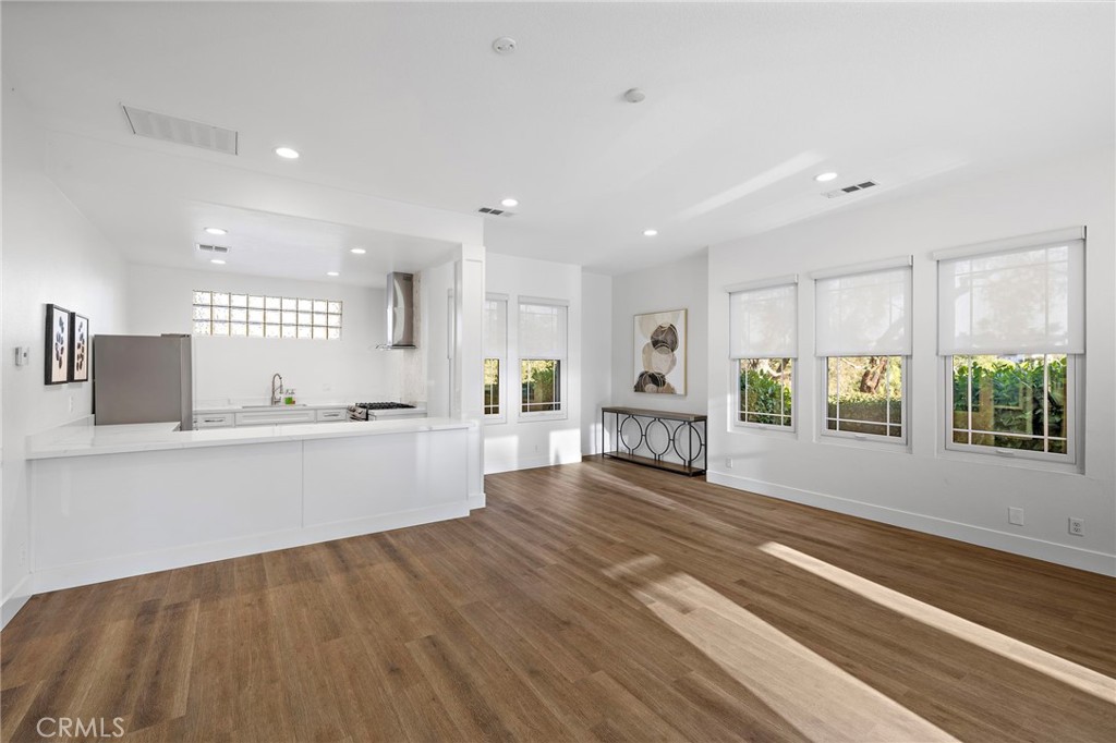 19352 Jasper Hill