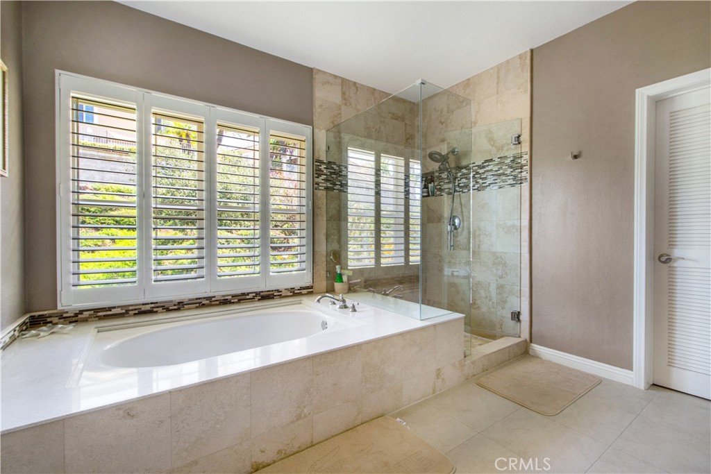 19352 Jasper Hill