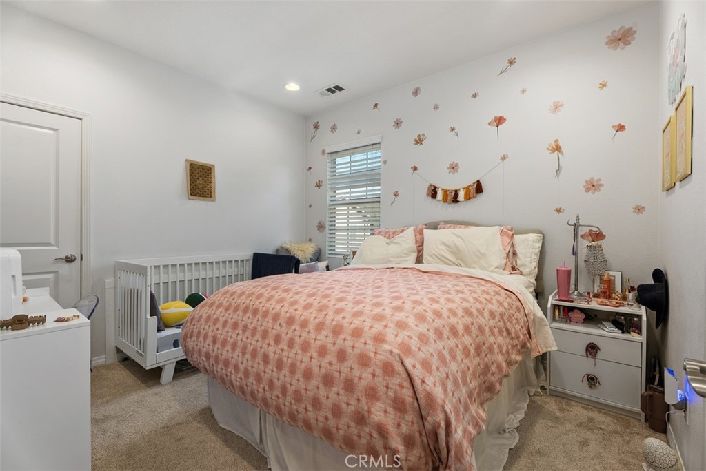 1487 Montgomery