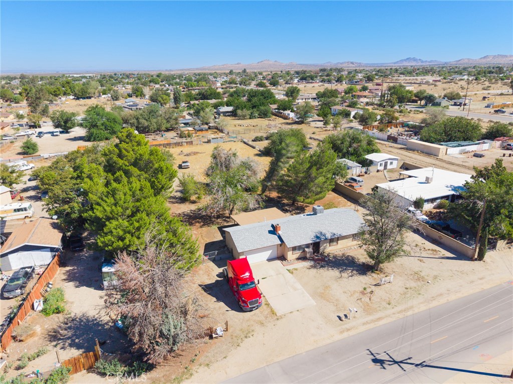 10821 E Avenue R14