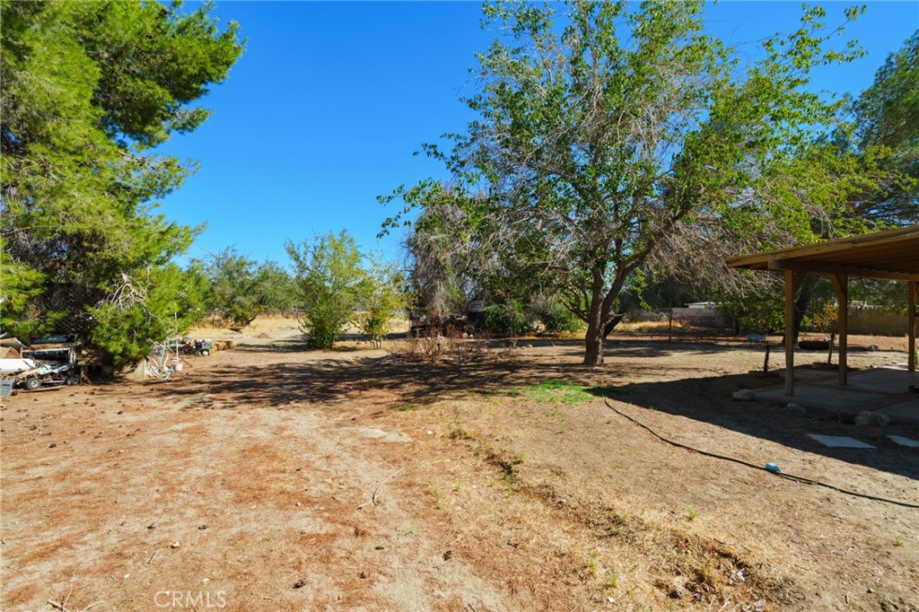 10821 E Avenue R14