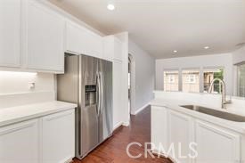32 Carnation