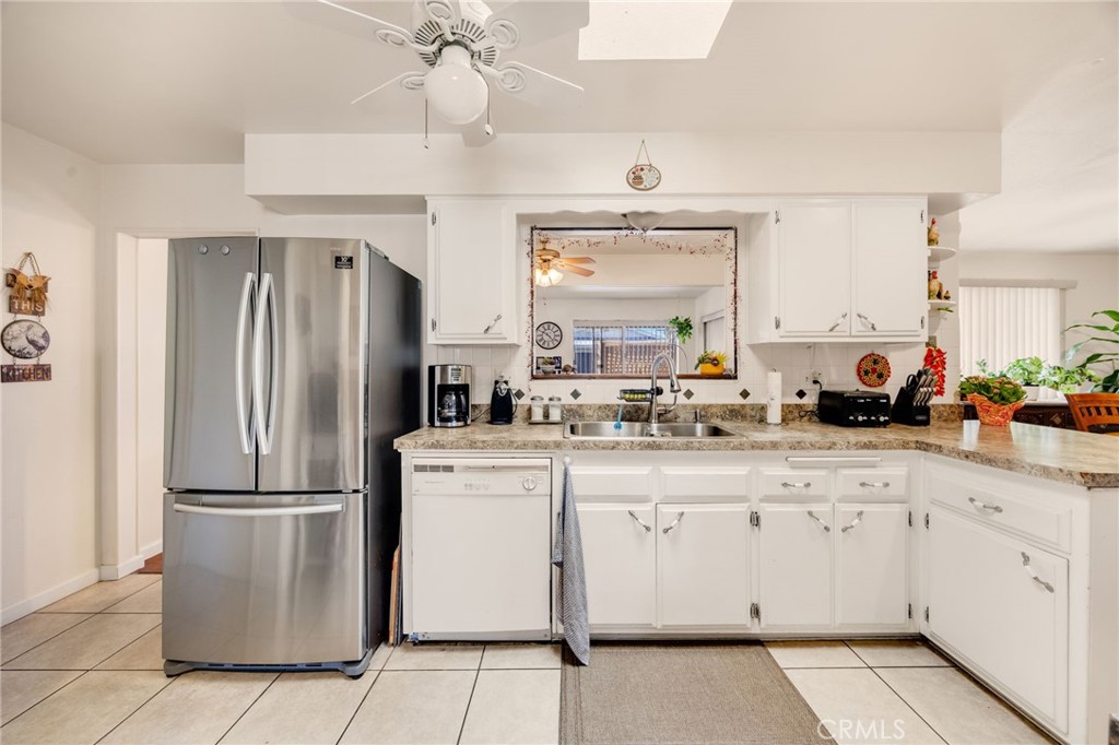 28984 E Worcester